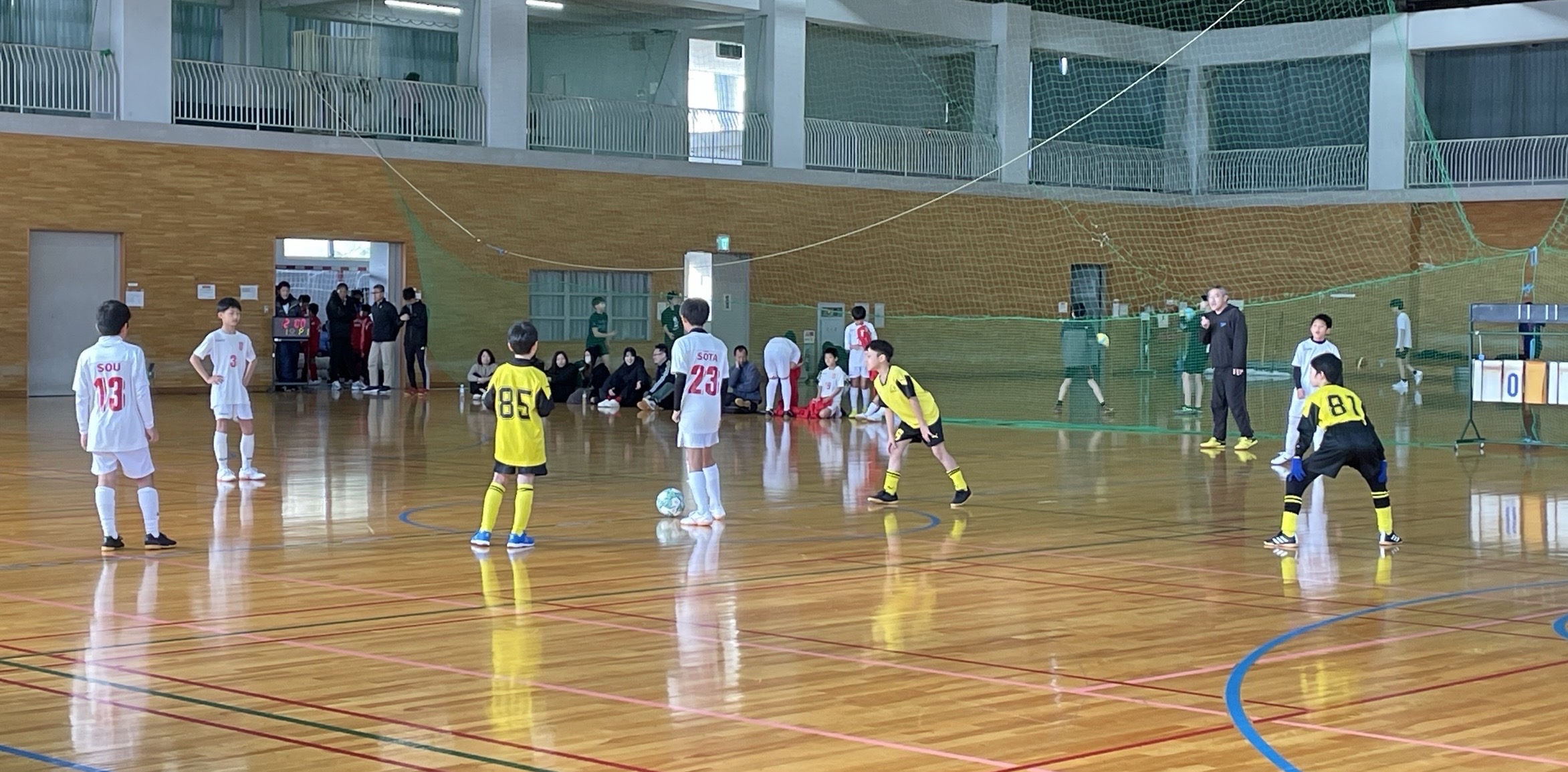 フットサルトレマ